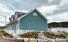 Gros Morne Basecamp